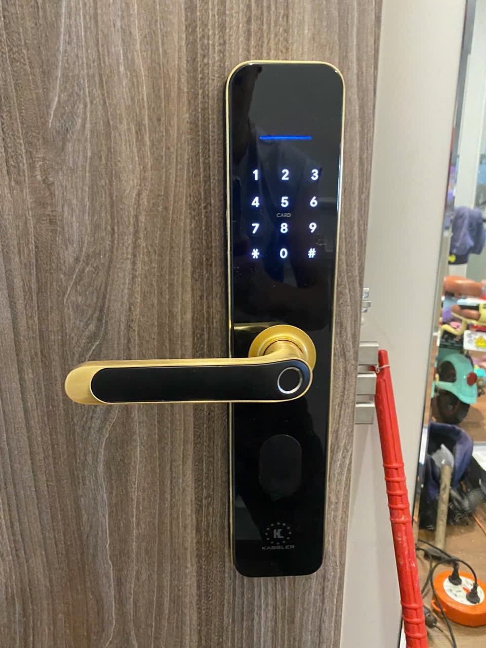 Khóa vân tay Kassler KL-696 Gold siêu đẹp